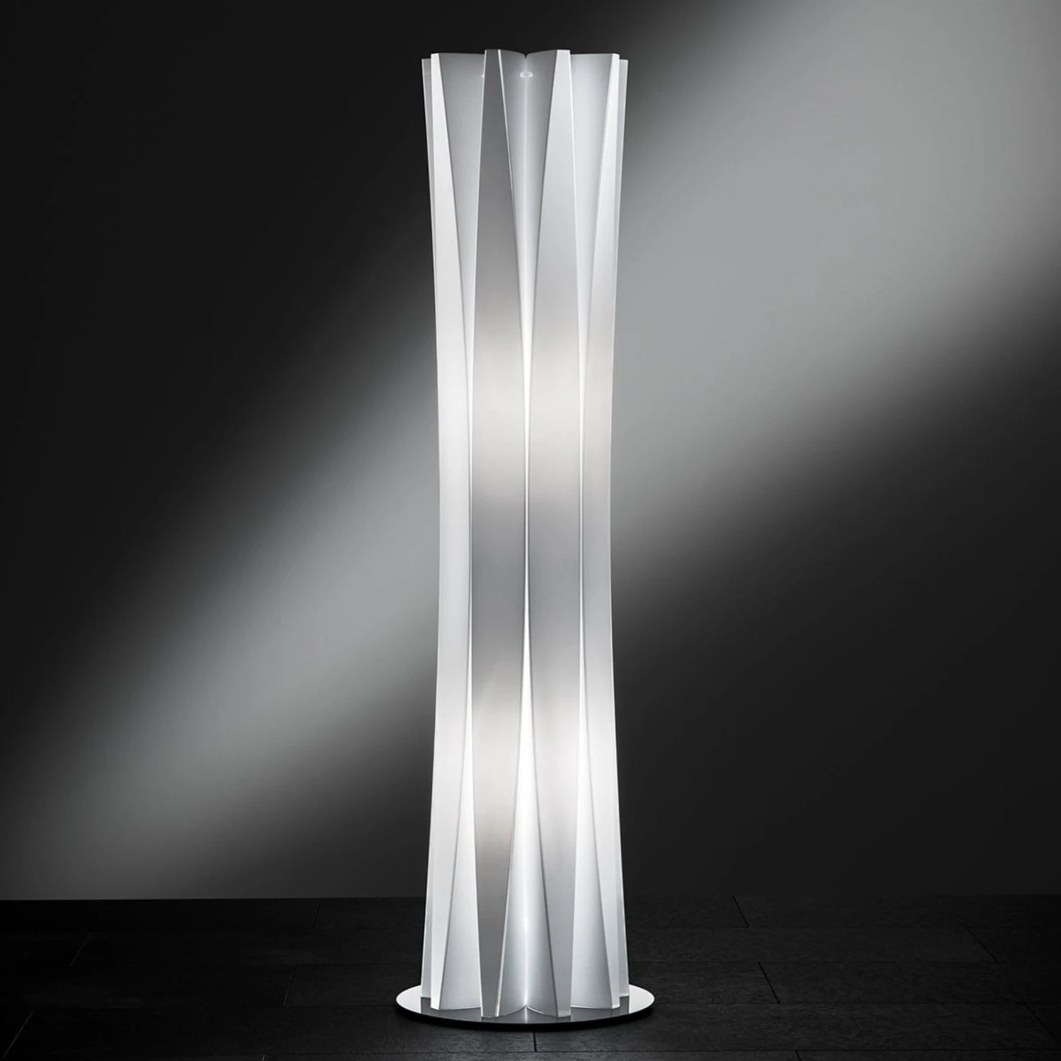 Slamp Bach Stehleuchte, Höhe 116 cm, weiß Slamp Bach Stehleuchte, Höhe 116 Cm, Weiß -Slamp 8503054 1