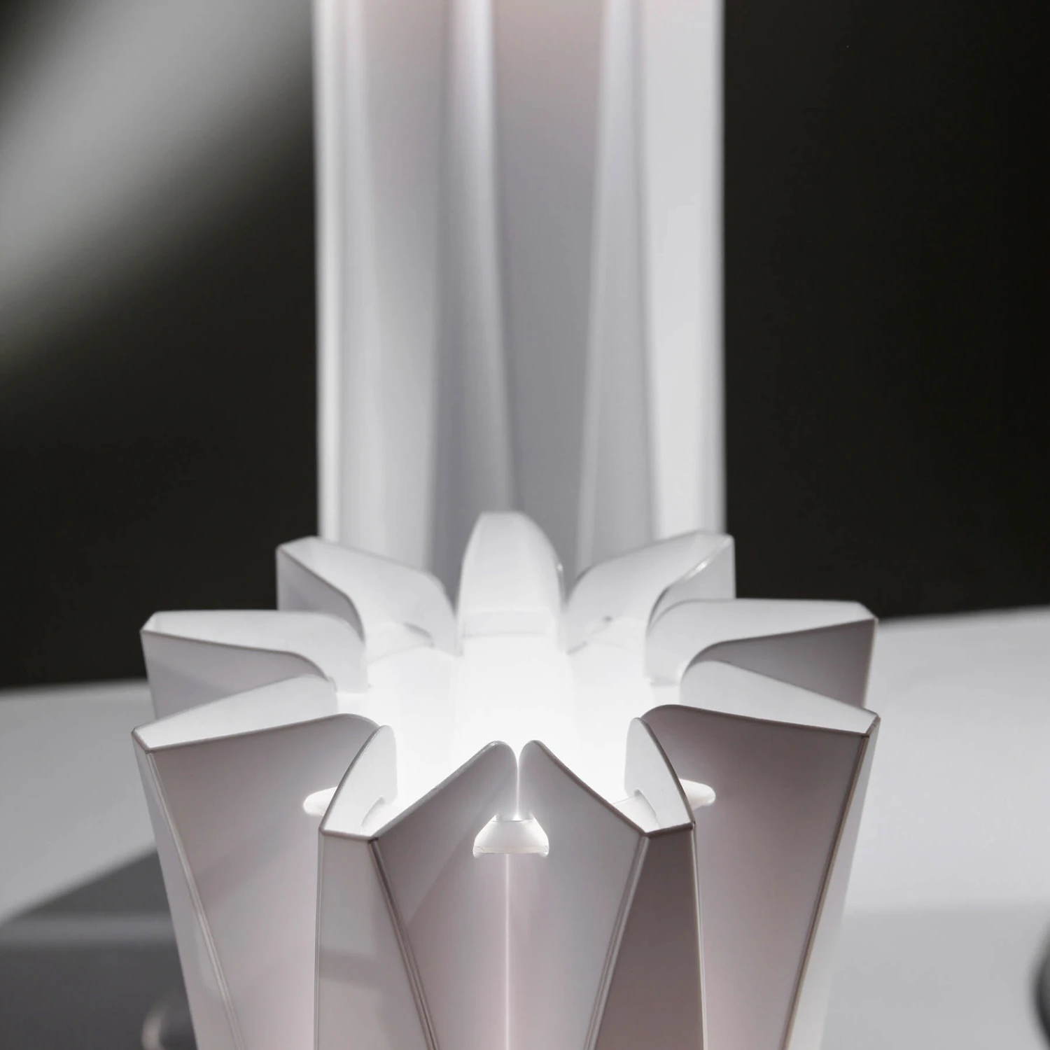 Slamp Bach Stehleuchte, Höhe 161 cm, weiß Slamp Bach Stehleuchte, Höhe 161 Cm, Weiß -Slamp 8503056 5