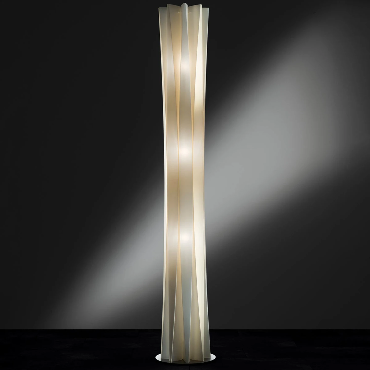 Slamp Bach Stehleuchte, Höhe 184 cm, gold Slamp Bach Stehleuchte, Höhe 184 Cm, Gold -Slamp 8503059 1